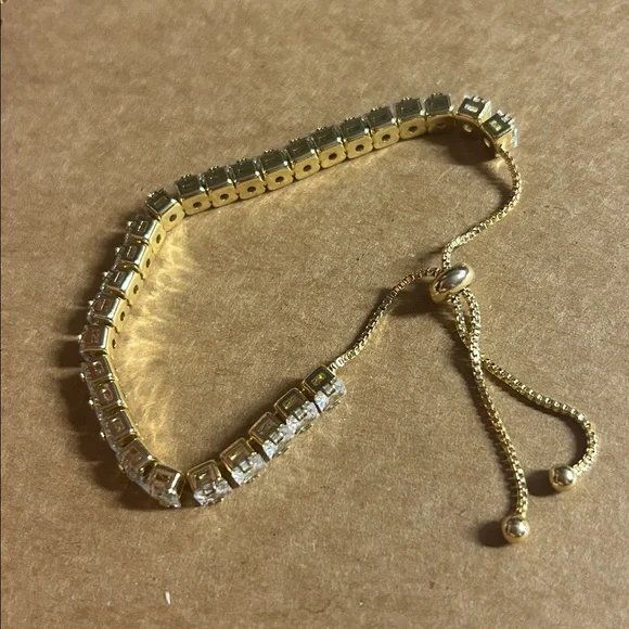 Gold and Swarovski Crystal Adjustable Tennis Bracelet‎